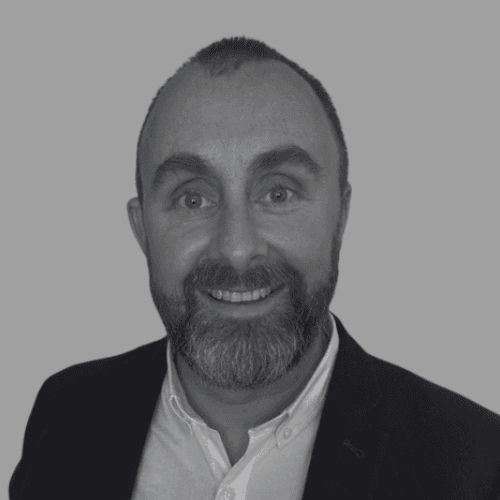 Simon Lee Saunders