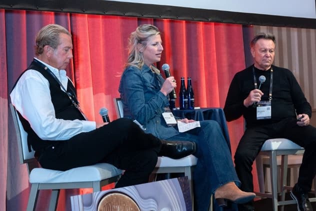 The Fontainebleau Bleau Bar Chandelier: Behind-the-Scenes