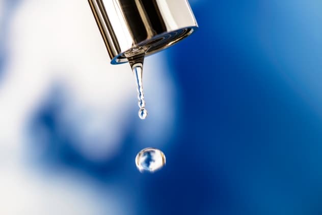 Hospitality’s Water Footprint: Protect Guests with Smart Cleaning Solutions