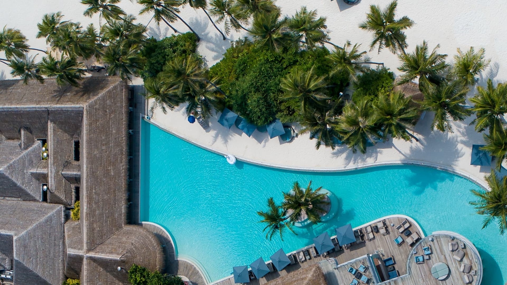 The New Luxury Hospitality Playbook: AI, Brand Strategy & the Future of Hotel Marketing
